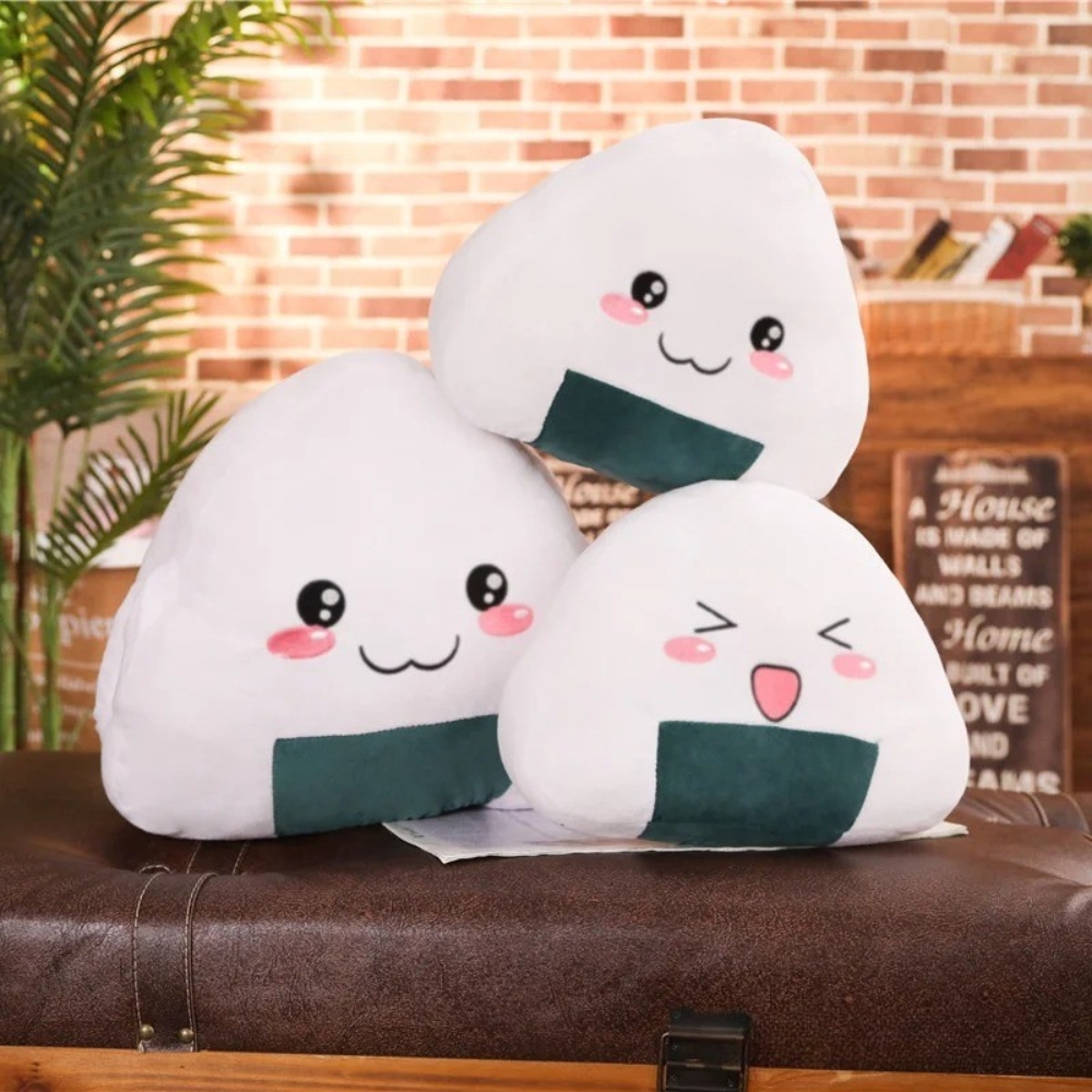 Cuscino di peluche a forma di onigiri - immagine 5