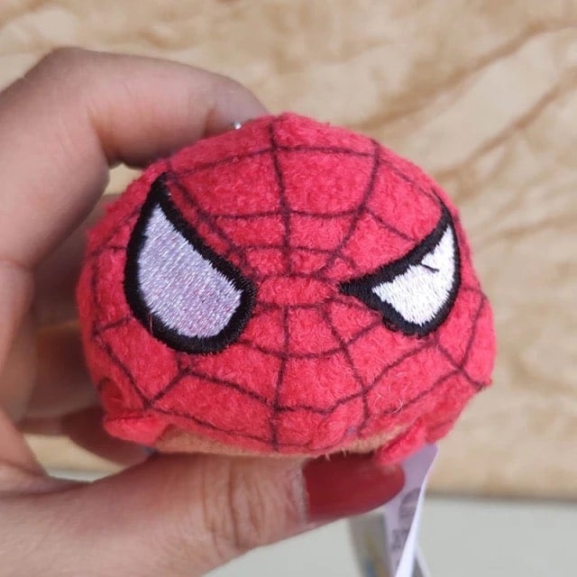 Tsum tsum Spider-Man peluche - immagine 5