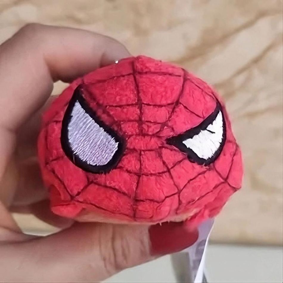 Tsum tsum Spider-Man peluche - immagine 3